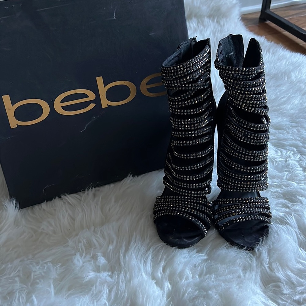 Bebe Cristal black strappy sandals size 8 true fit!